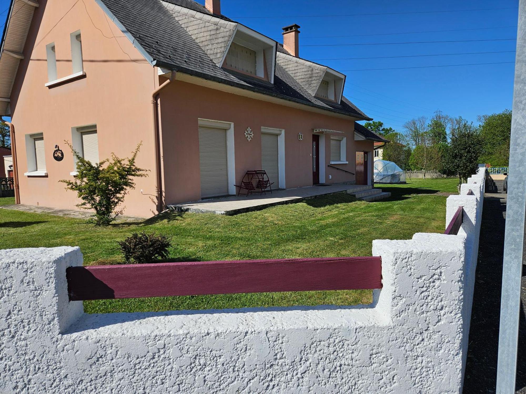 Gite La Maison Rose 拉内默藏 外观 照片
